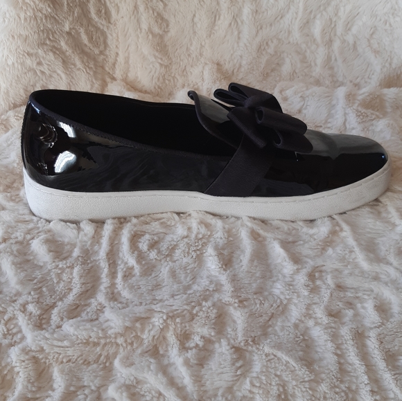 Michael Kors Collection Val Black Patent Slip-On - Picture 5 of 9